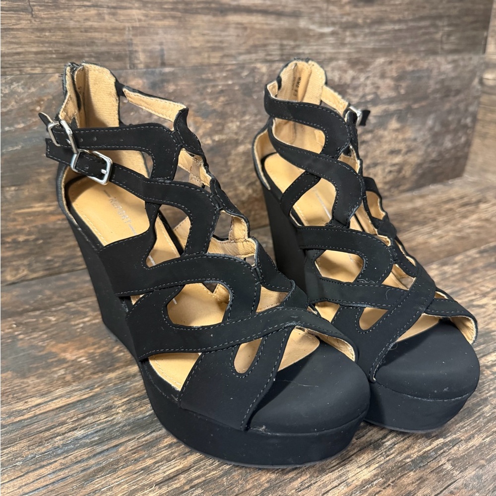 Report Black Cutout Wedge Sandals